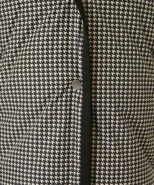 Maison de CINQ / メゾン ドゥ サンク ダウンジャケット・ベスト | 【小さいサイズ】千鳥プリントテープアクセントダウンコート | 詳細1