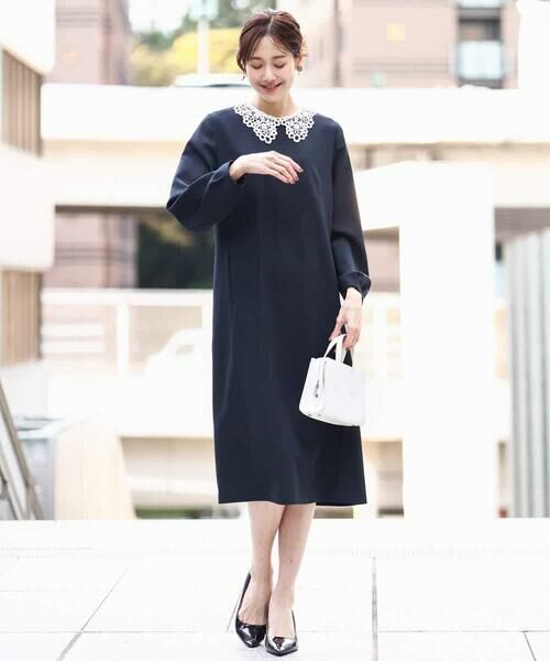 Maison de CINQ / メゾン ドゥ サンク ロング・マキシ丈ワンピース | 【小さいサイズ】レース襟付きサックワンピース/防シワ/洗える（ネイビー）