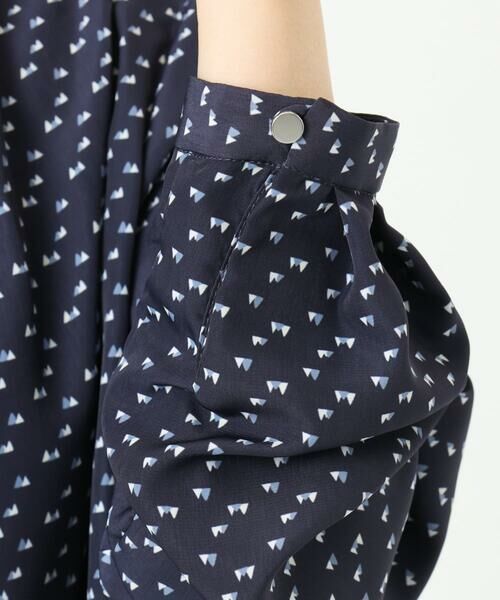 Maison de CINQ / メゾン ドゥ サンク シャツ・ブラウス | 【小さいサイズ】ミニトライアングル幾何柄ブラウス/接触冷感/UVカット/洗濯機で洗える | 詳細10