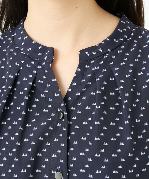 Maison de CINQ / メゾン ドゥ サンク シャツ・ブラウス | 【小さいサイズ】ミニトライアングル幾何柄ブラウス/接触冷感/UVカット/洗濯機で洗える | 詳細7
