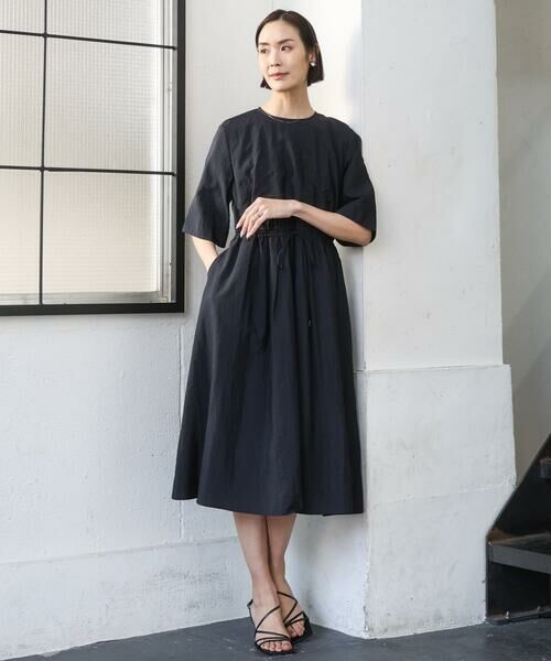 Maison de CINQ / メゾン ドゥ サンク ロング・マキシ丈ワンピース | [小さいサイズ]ナイロンクロス ギャザーワンピース | 詳細1