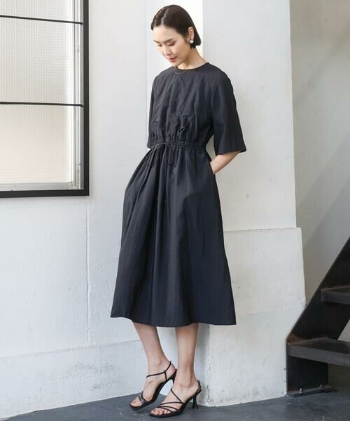 Maison de CINQ / メゾン ドゥ サンク ロング・マキシ丈ワンピース | [小さいサイズ]ナイロンクロス ギャザーワンピース | 詳細2