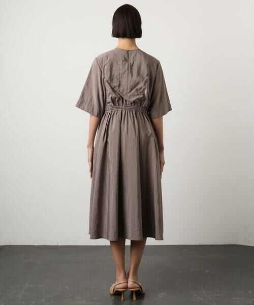 Maison de CINQ / メゾン ドゥ サンク ロング・マキシ丈ワンピース | [小さいサイズ]ナイロンクロス ギャザーワンピース | 詳細5