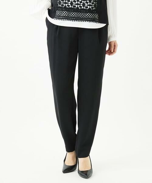 Maison de CINQ / メゾン ドゥ サンク ショート・ハーフ・半端丈パンツ | [日本製]リラックスサテンテーパードパンツ（ブラック）