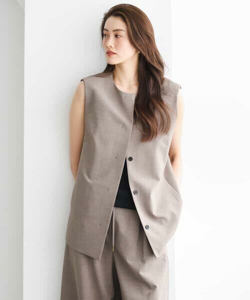Maison de CINQ / メゾン ドゥ サンク ベスト | [小さいサイズ][セットアップ対応]ノーカラージレ（ブラウン）