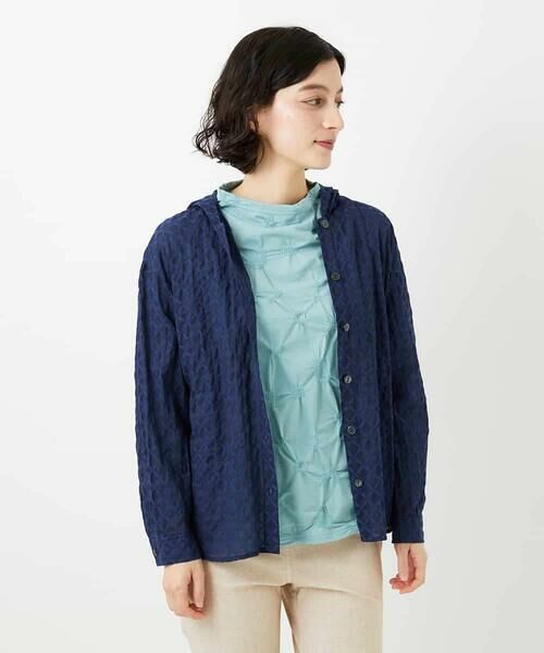 Maison de CINQ / メゾン ドゥ サンク シャツ・ブラウス | 塩縮ダイヤ柄フード襟ブラウス | 詳細6