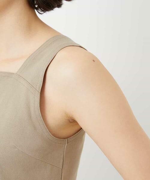 Maison de CINQ / メゾン ドゥ サンク タンクトップ | コットンスクエアネックタンクトップ | 詳細9