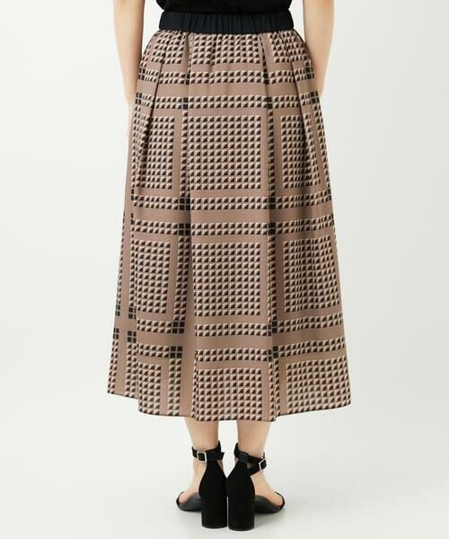 Maison de CINQ / メゾン ドゥ サンク ロング・マキシ丈スカート | [日本製/セットアップ対応]ジオメトリックスカーフ柄スカート | 詳細17