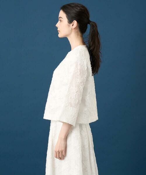 Maison de CINQ / メゾン ドゥ サンク ノーカラージャケット | フラワーカットジャカードジャケット | 詳細4