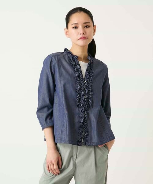 Maison de CINQ / メゾン ドゥ サンク シャツ・ブラウス | 【小さいサイズ】フリルアクセントダンガリーブラウス（ネイビー）