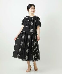 Maison de CINQ / メゾン ドゥ サンク ロング・マキシ丈ワンピース | 楊柳フラワー刺しゅうワンピース