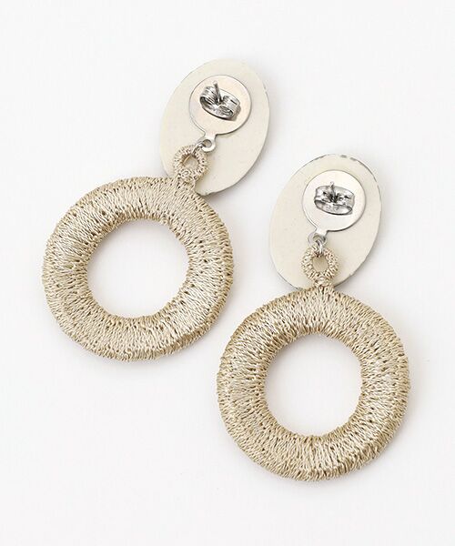 maison de F / メゾンドエフ ピアス・イヤリング | ピアス　メッシュ（グレー）　刺繍リング | 詳細1
