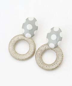 ピアス　レディバード（グレー）　刺繍リング