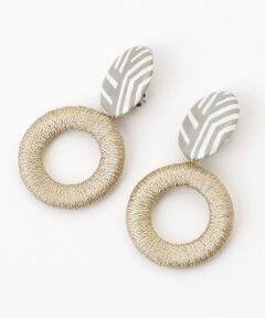 maison de F / メゾンドエフ ピアス・イヤリング | イヤリング　リーフ（グレー）　刺繍リング