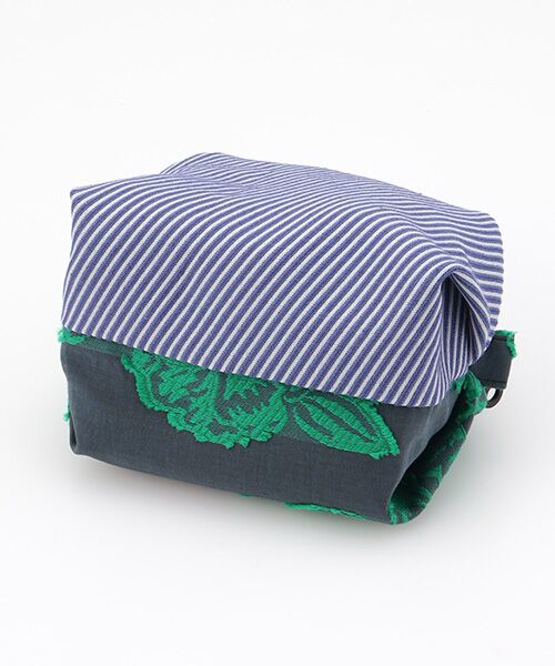 maison de F / メゾンドエフ ポーチ | Caramel pouch / green flower × blue stripe | 詳細4