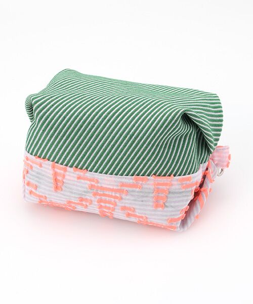 maison de F / メゾンドエフ ポーチ | Caramel pouch / pink triangle × green stripe | 詳細4
