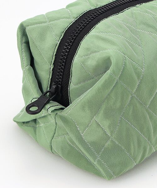 maison de F / メゾンドエフ ポーチ | Caramel pouch / green matrasse | 詳細6