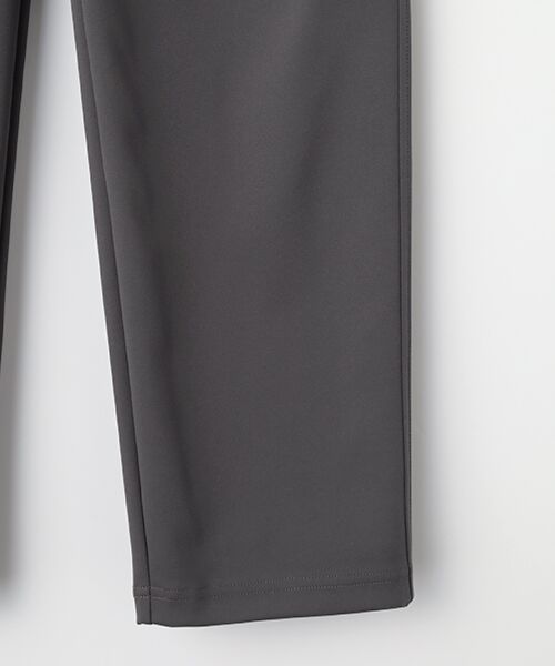 maison de F / メゾンドエフ スラックス・ドレスパンツ | SOLID DOUBLE－KNIT TAPERED PANTS | 詳細4