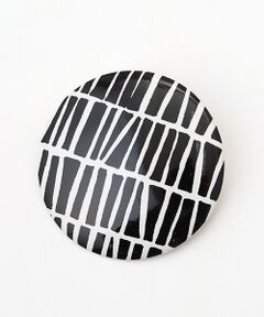 ブローチ　ブックシェルフ