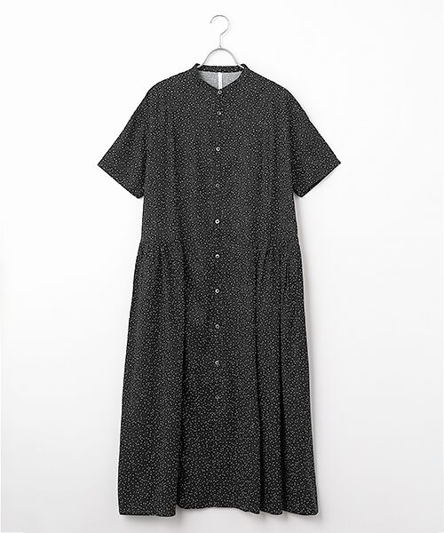 maison de F / メゾンドエフ ロング・マキシ丈ワンピース | ドットプリント　バンドカラーワンピース（313クロドット）