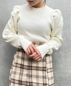 ラメ感が可愛い、着回しニットが登場♪<br>優しいカラーが魅力的で、女の子らしいフェミニンなニット。<br>ボリュームあるパワショルがポイントとなり、乙女心を高める1枚！<br>着心地のいいリブ素材とコンパクトな丈で、インスタイルがおすすめです☆<br>無地ボトムでも柄ボトムでも相性の良い着回し力抜群のニットです。<br>洗い不可　ドライクリーニング可<br>＊摩擦や水濡れによる色落ち・色移りにご注意下さい。<br>＊素材の特性上、毛羽立ち・ピリング(毛玉)が生じますのでご注意下さい。<br>＊この製品は素材の特性上サイズ感に若干の個体差が出る場合があります。<br>＊この製品はデザイン上ラメ糸を使用しておりますので肌に触れますと赤くなる場合があります。