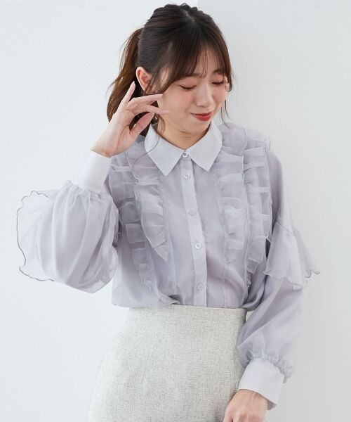 ルネ♡ホワイトフリル襟長袖ブラウス34⭐️極美品⭐️ ルネ♡ホワイトフリル襟長袖ブラウス34⭐️極美品⭐️ 2025年最新】