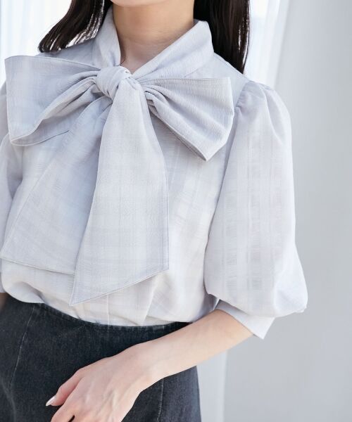 MAJESTIC LEGON/マジェスティックレゴン レディボウタイブラウス グレー柄 M MAJESTIC LEGON/マジェスティックレゴン レディボウタイブラウス グレー柄 M