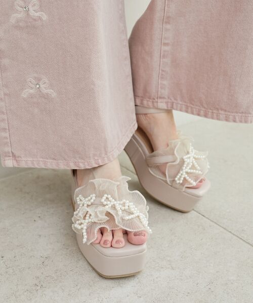 MAJESTIC LEGON / マジェスティックレゴン サンダル | パールリボンフリルボリュームサンダル | 詳細15