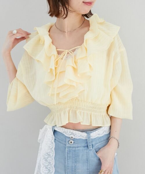 MAJESTIC LEGON/マジェスティックレゴン フロントリボンシアーフリルブラウス イエロー M MAJESTIC LEGON/マジェスティックレゴン フロントリボンシアーフリルブラウス イエロー M