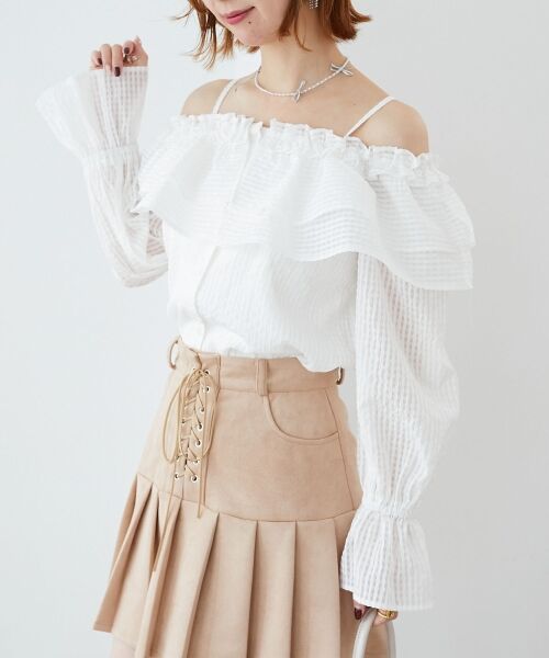 MAJESTIC LEGON/マジェスティックレゴン ティアードフリルオフショルブラウス オフ/柄 M MAJESTIC LEGON/マジェスティックレゴン ティアードフリルオフショルブラウス オフ/柄 M
