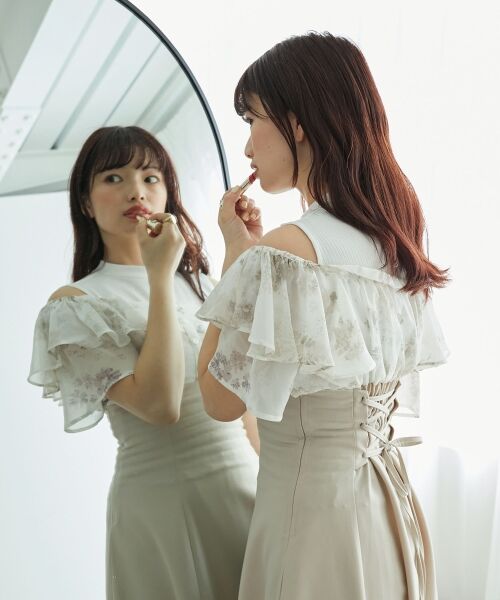 MAJESTIC LEGON/マジェスティックレゴン ウエストきゅっとフリルフレアワンピ ベージュ柄 S MAJESTIC LEGON/マジェスティックレゴン ウエストきゅっとフリルフレアワンピ ベージュ柄 S