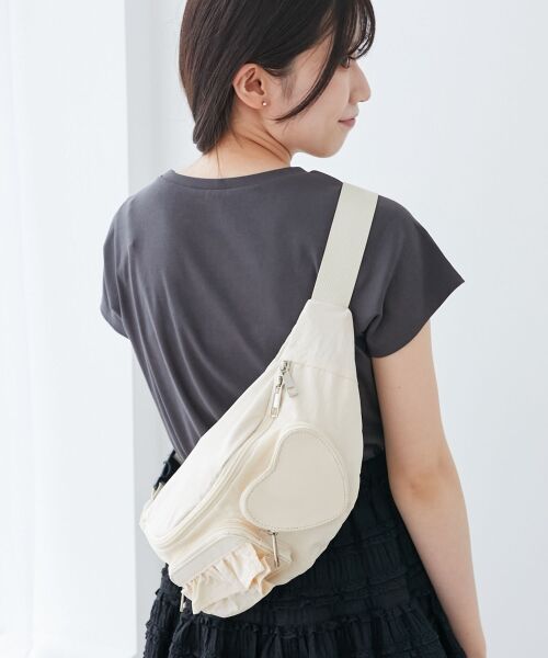 MAJESTIC LEGON / マジェスティックレゴン メッセンジャーバッグ・ウエストポーチ | ハート×フリルウエストポーチ | 詳細13