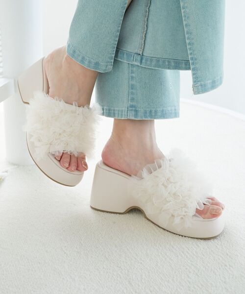 MAJESTIC LEGON / マジェスティックレゴン サンダル | ボリュームフリルサンダル(アイボリー)
