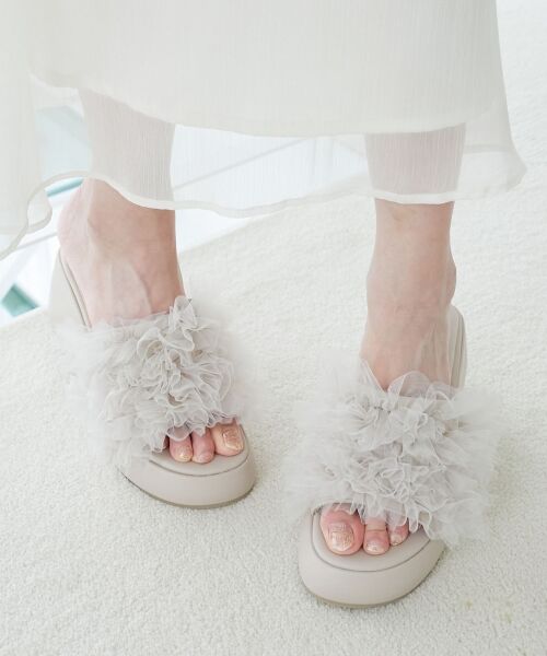 MAJESTIC LEGON / マジェスティックレゴン サンダル | ボリュームフリルサンダル(グレージュ)