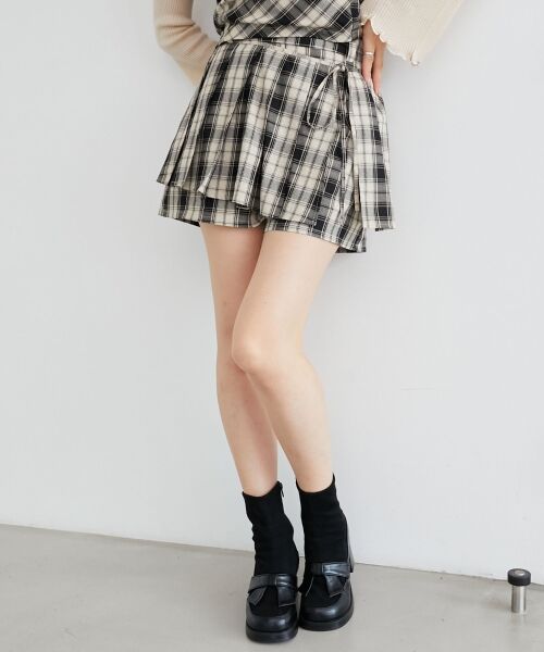 MAJESTIC LEGON / マジェスティックレゴン ショート・ハーフ・半端丈パンツ | プリーツデザインショートパンツ | 詳細4