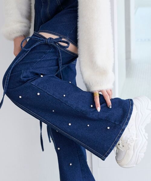 MAJESTIC LEGON / マジェスティックレゴン デニムパンツ | スリットビジューフレアデニムパンツ | 詳細22