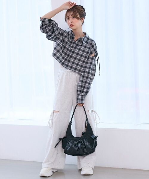 MAJESTIC LEGON / マジェスティックレゴン その他パンツ | スリット入りキラキラスウェットパンツ | 詳細1