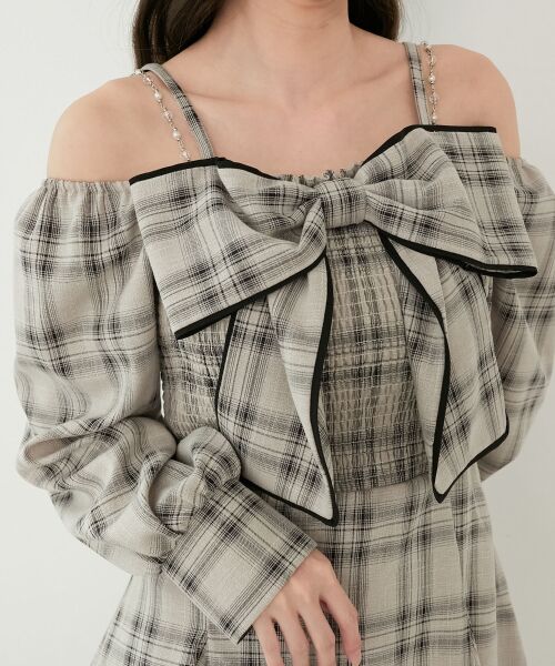 MAJESTIC LEGON / マジェスティックレゴン ミニ丈・ひざ丈ワンピース | チェーン付ビッグリボンミニワンピ | 詳細19