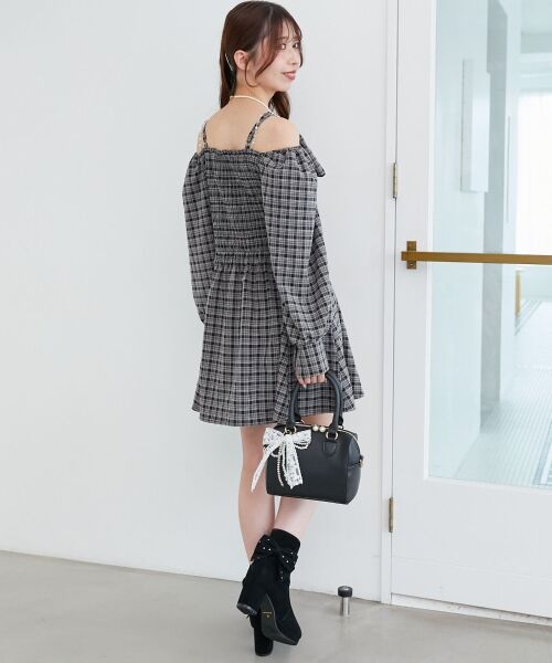 MAJESTIC LEGON / マジェスティックレゴン ミニ丈・ひざ丈ワンピース | チェーン付ビッグリボンミニワンピ | 詳細23