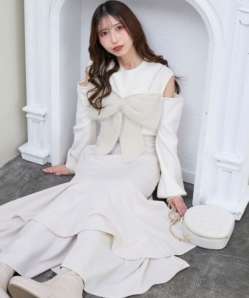 MAJESTIC LEGON / マジェスティックレゴン ニット・セーター | ビッグリボンチェーン付きニット（アイボリー）