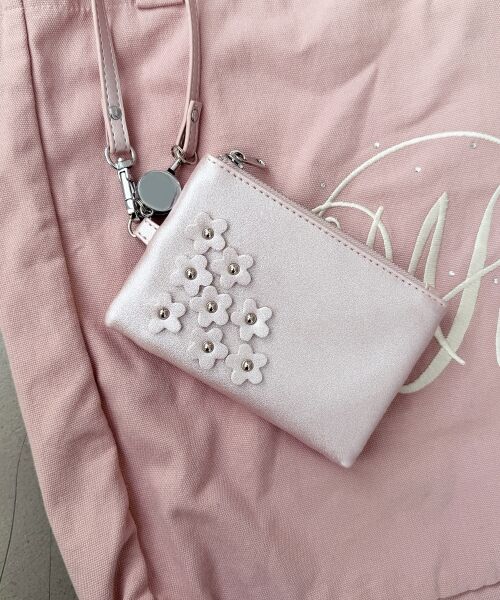 MAJESTIC LEGON / マジェスティックレゴン カードケース・名刺入れ・定期入れ | フローラルパスケース | 詳細1