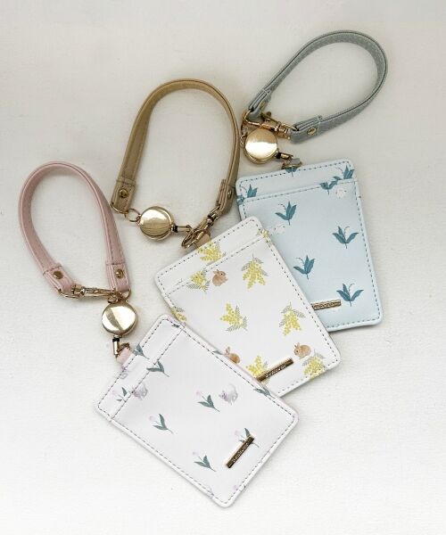 MAJESTIC LEGON / マジェスティックレゴン カードケース・名刺入れ・定期入れ | アニマルフラワーパスケース | 詳細1