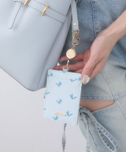 MAJESTIC LEGON / マジェスティックレゴン カードケース・名刺入れ・定期入れ | アニマルフラワーパスケース | 詳細4