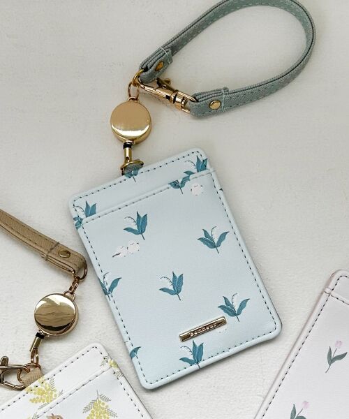 MAJESTIC LEGON / マジェスティックレゴン カードケース・名刺入れ・定期入れ | アニマルフラワーパスケース | 詳細9