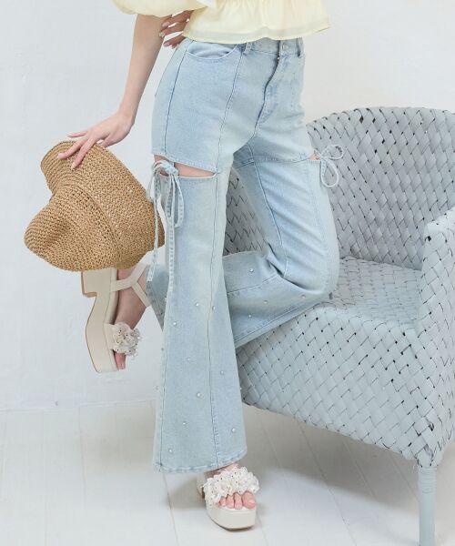 MAJESTIC LEGON / マジェスティックレゴン デニムパンツ | スリットビジューフレアデニムパンツ（サックス）