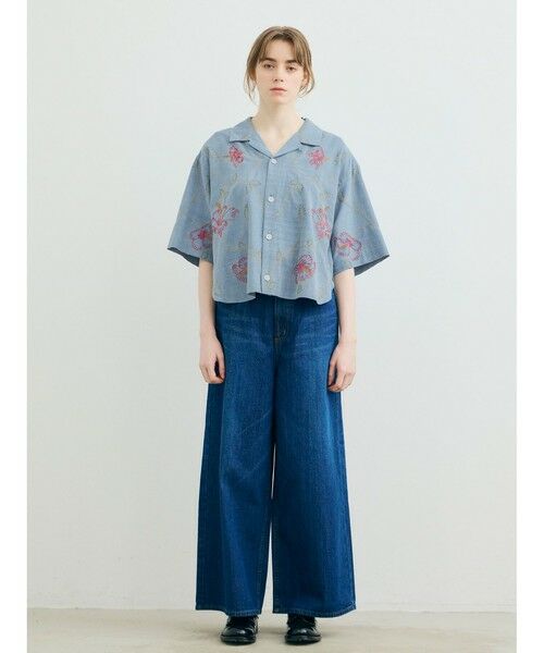 MARMARMAR / マーマーマー シャツ・ブラウス | MARMARMAR ハンドフラワー刺繍シャツ（サックス(color30)）
