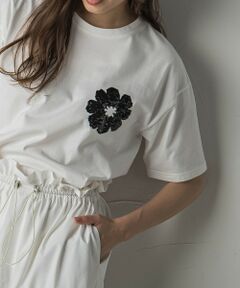 スパンコール刺繍フラワーモチーフTシャツ≪手洗い可能≫