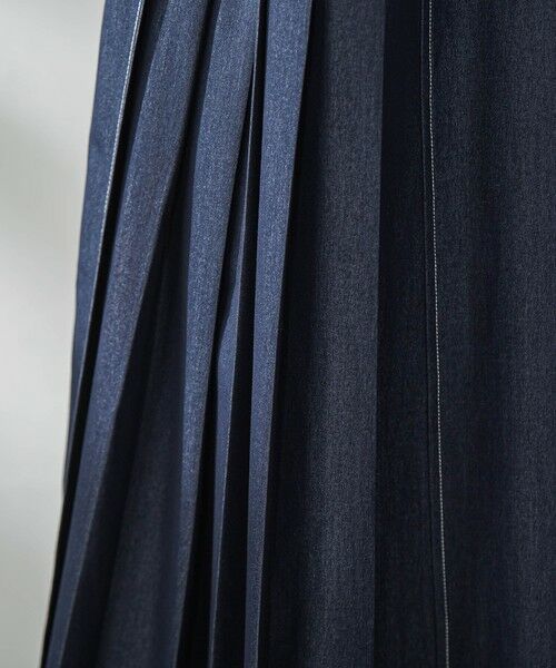 MAYSON GREY / メイソングレイ ロング・マキシ丈ワンピース | シャンブレーサイドプリーツワンピース≪手洗い可能≫ | 詳細4