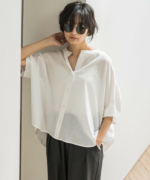 MAYSON GREY / メイソングレイ シャツ・ブラウス | キャンブリックバックギャザー刺繍ブラウス≪手洗い可能≫ | 詳細1