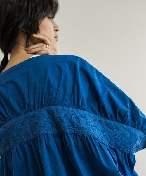MAYSON GREY / メイソングレイ シャツ・ブラウス | キャンブリックバックギャザー刺繍ブラウス≪手洗い可能≫ | 詳細21